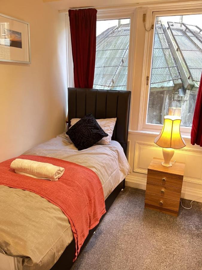 Royal Mile Mansions 2 Bedroom - Edinburgh City Centre Εξωτερικό φωτογραφία